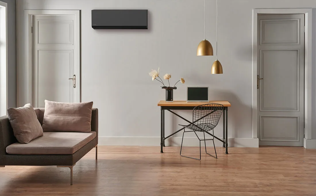 Zwarte airco Kazumi design airco